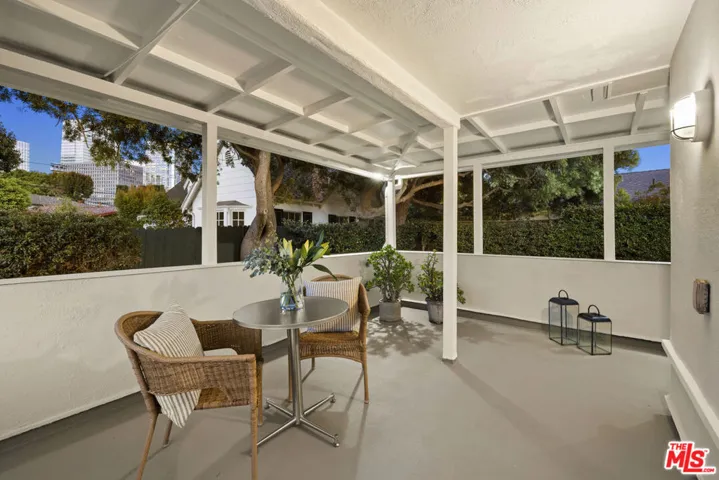 1706 Comstock Avenue, Los Angeles, California 90024
