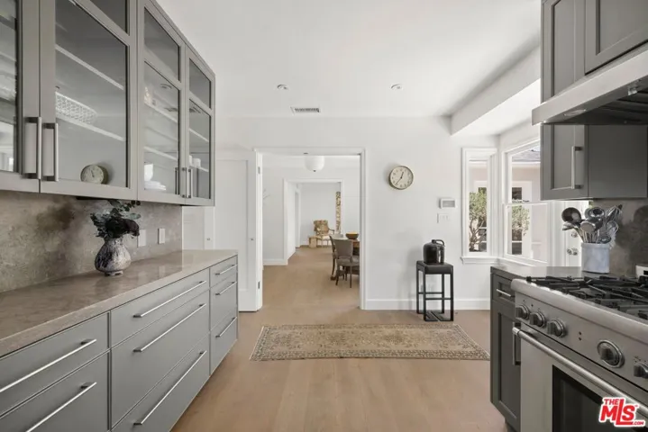1706 Comstock Avenue, Los Angeles, California 90024
