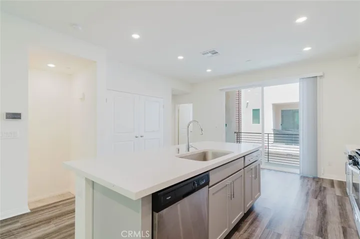 18450 W Calico Lane, Northridge, California 91325