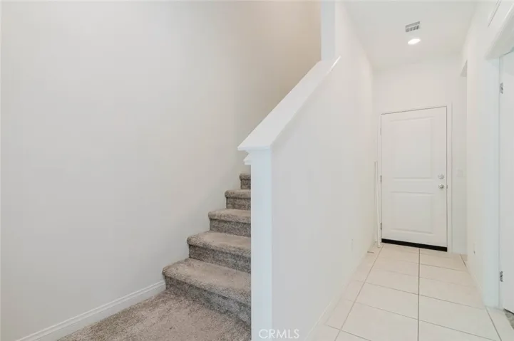 18450 W Calico Lane, Northridge, California 91325