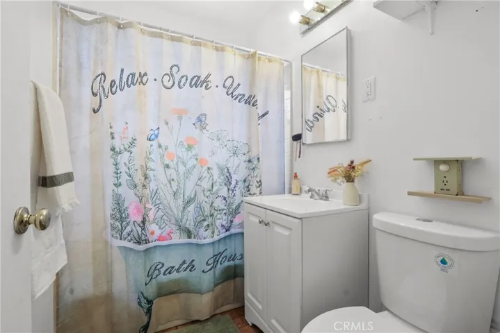 Full Bath with Tub and Shower