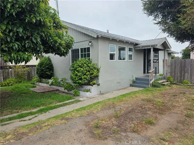 557 S 10th, Grover Beach, California 93433