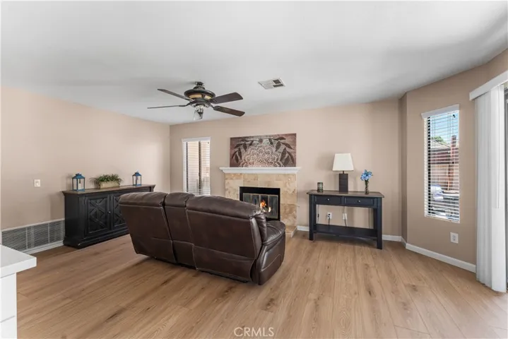 3523 W Avenue K4, Lancaster, California 93536