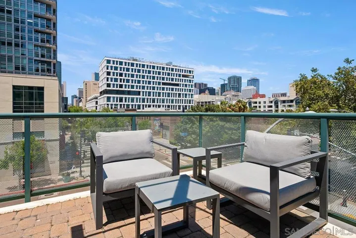 555 Front Street 204, San Diego, California 92101
