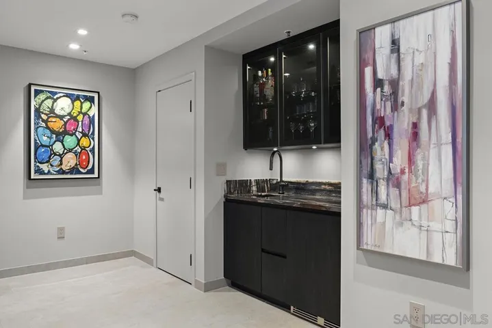 555 Front Street 204, San Diego, California 92101