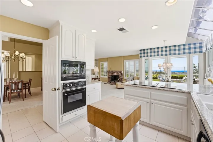 Open kitchen.  Enjoy the ocean view.