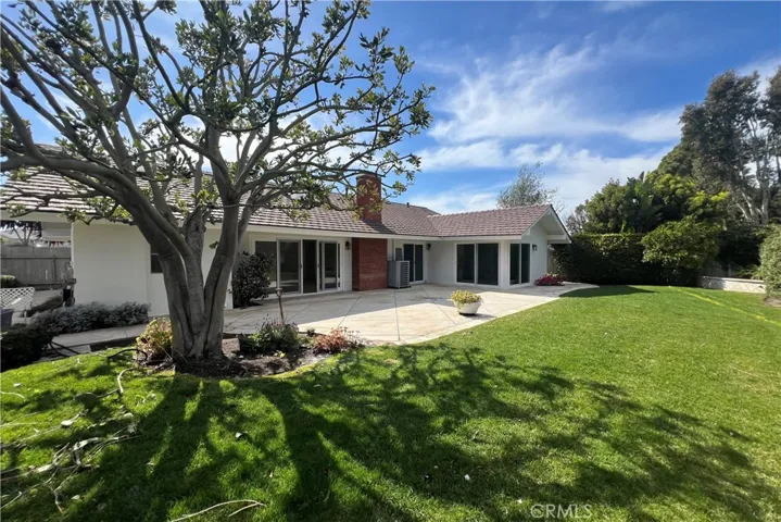 926 Bellis Street, Newport Beach, California 92660