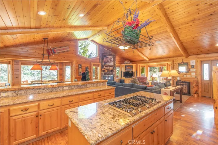 301 Starlight, Big Bear Lake, California 92315