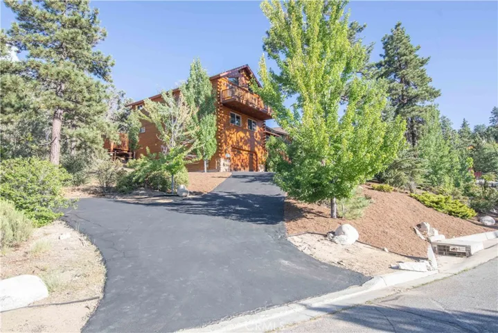 301 Starlight, Big Bear Lake, California 92315