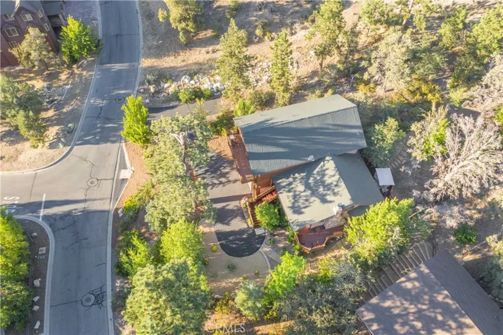 301 Starlight, Big Bear Lake, California 92315