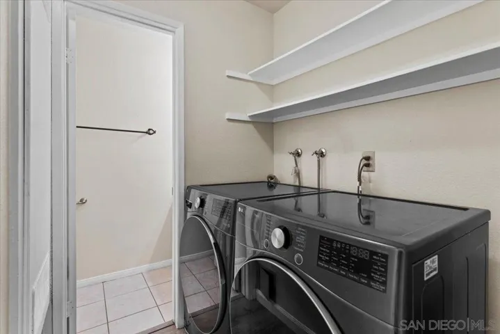 5006 Ducos 119, San Diego, California 92124