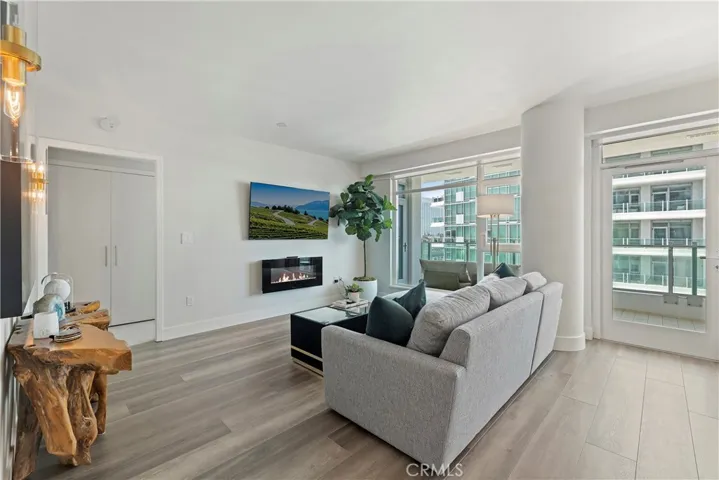 3141 Michelson 907e, Irvine, California 92612