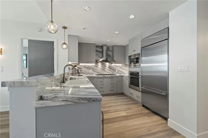 3141 Michelson 907e, Irvine, California 92612