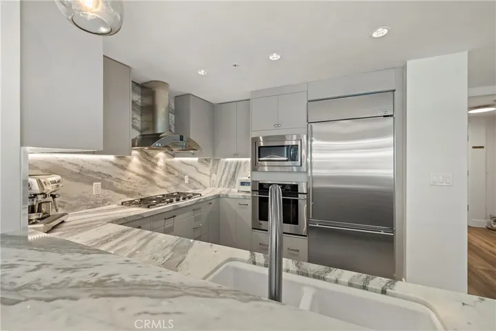 3141 Michelson 907e, Irvine, California 92612