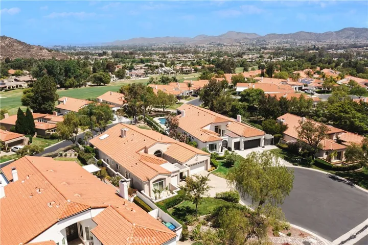 23050 Donnoch Court, Murrieta, California 92562