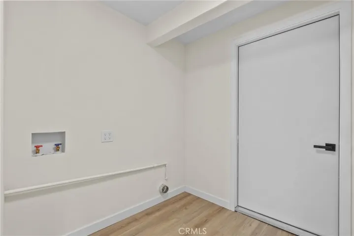 28116 Oaklar, Saugus, California 91350