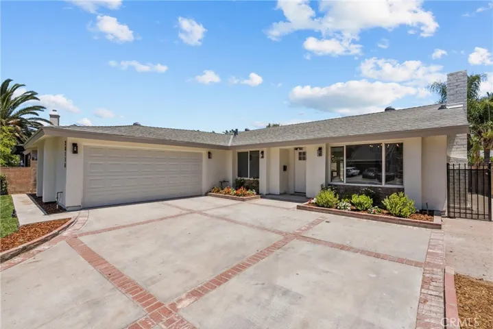 28116 Oaklar, Saugus, California 91350