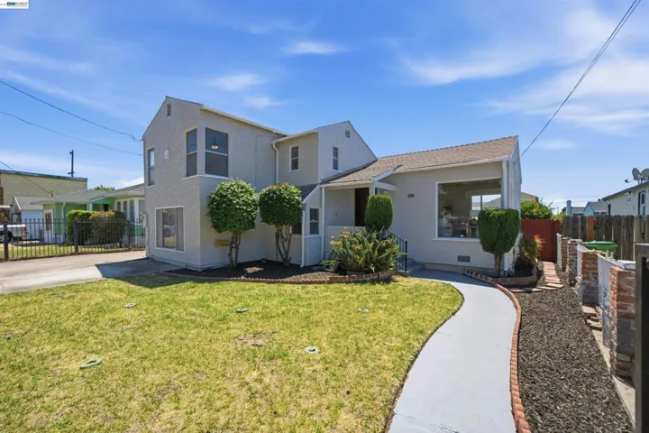 10517 Voltaire Ave, Oakland, California 94603