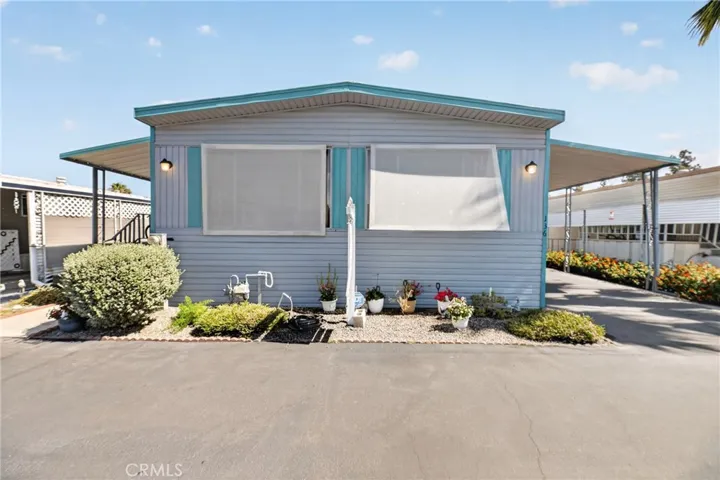 725 W Thornton Avenue 136, Hemet, California 92543