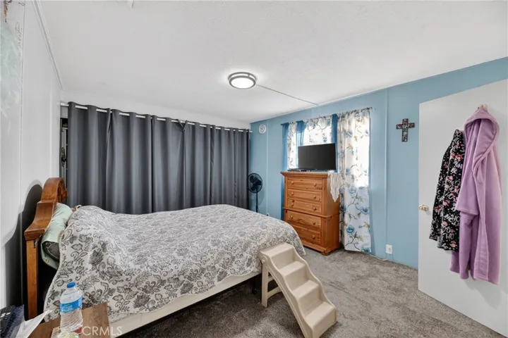 PRIMARY ROOM