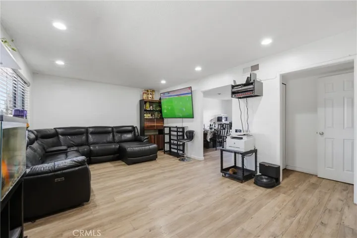 10015 Karmont Avenue, South Gate, California 90280