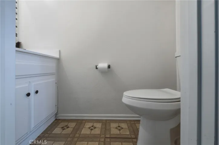 10015 Karmont Avenue, South Gate, California 90280