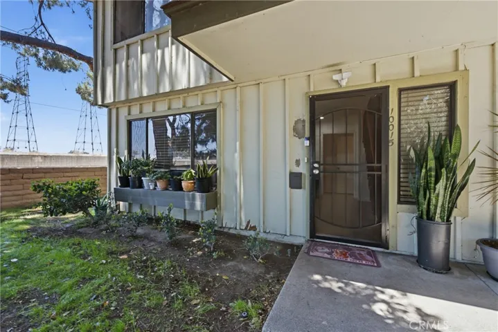10015 Karmont Avenue, South Gate, California 90280