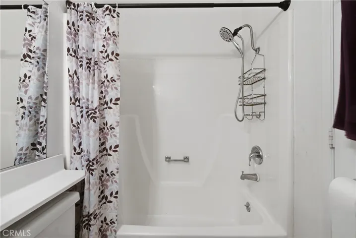 10015 Karmont Avenue, South Gate, California 90280