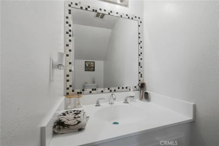 10015 Karmont Avenue, South Gate, California 90280