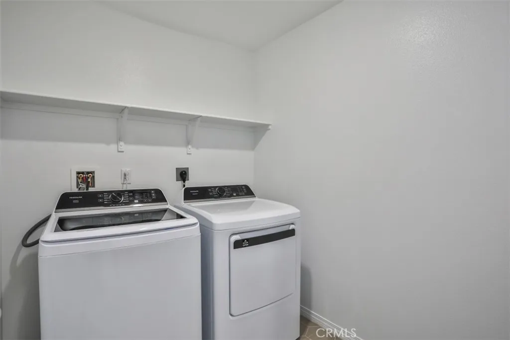 Laundry (Washer & Dryer included!)