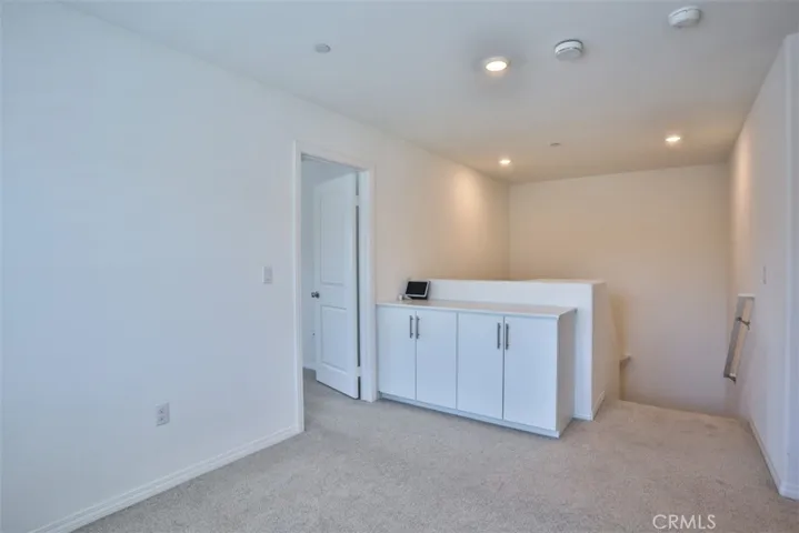 Upstairs loft area & stairway