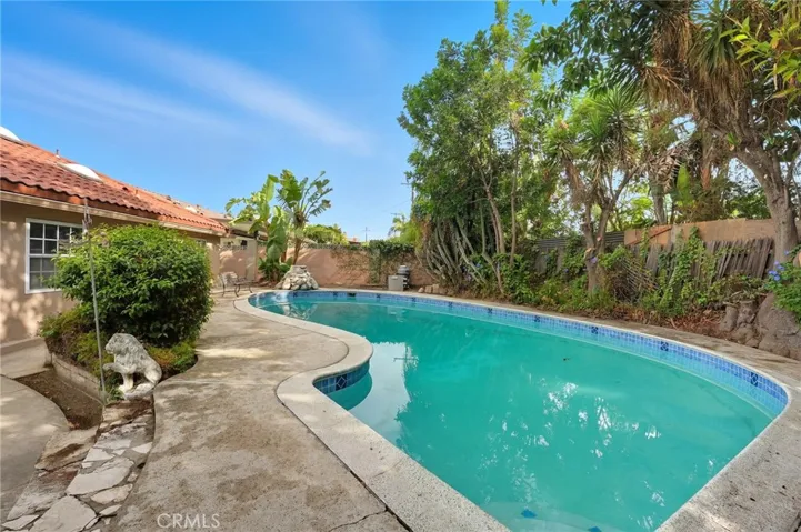 1548 Lacewood, Whittier, California 90601