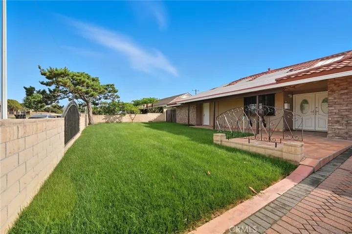 1548 Lacewood, Whittier, California 90601