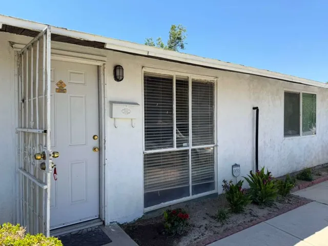 45445 Genoa, Lancaster, California 93534