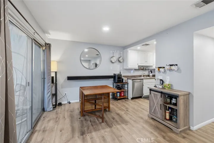 1346 E Hillcrest 40, Thousand Oaks, California 91362