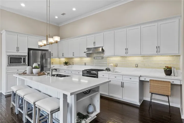 47 Mayfair, Irvine, California 92620