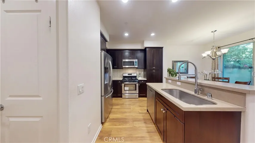 10351 Diamond, Pacoima, California 91331 — photo 4
