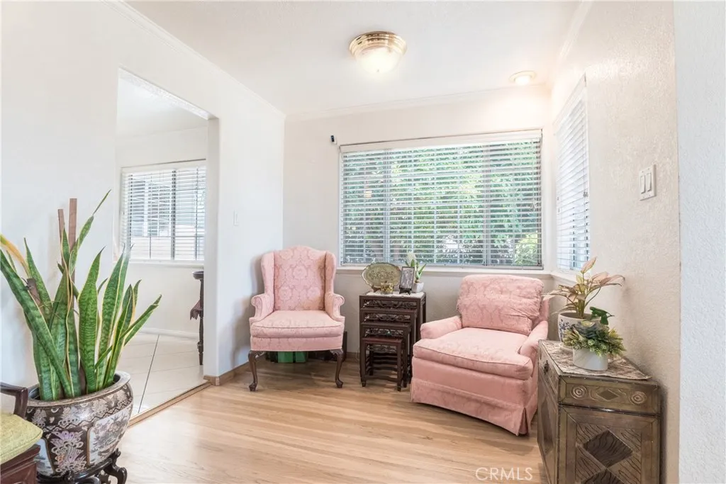 41 Merlon, Pasadena, California 91107 — photo 5