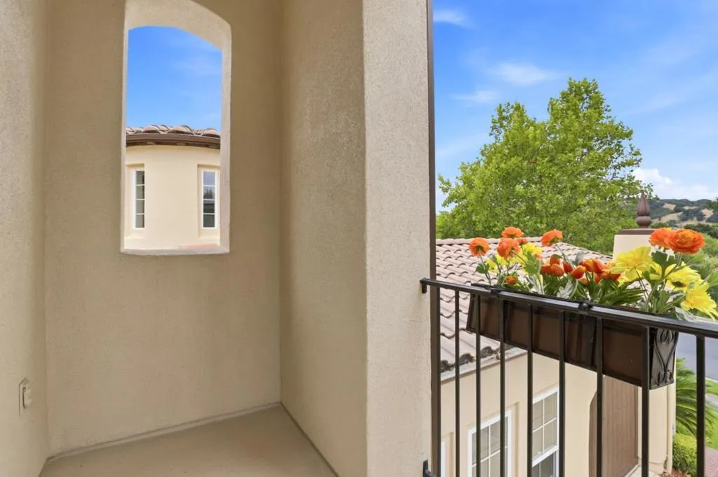 1959 Saint Andrews Circle, Gilroy, California 95020 — photo 5