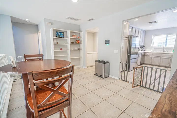 25708 Holiday Circle B, Stevenson Ranch, California 91381