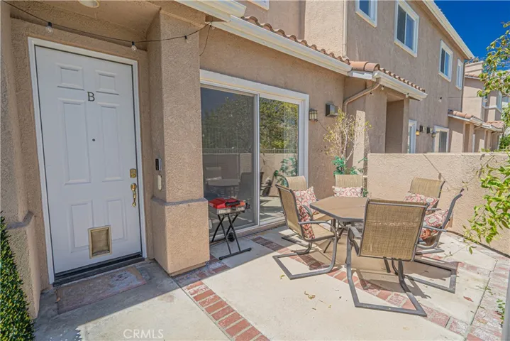 25708 Holiday Circle B, Stevenson Ranch, California 91381
