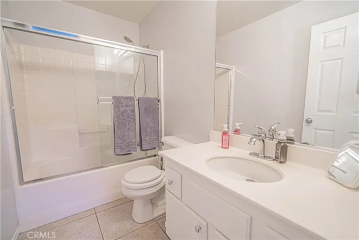 Full bathroom