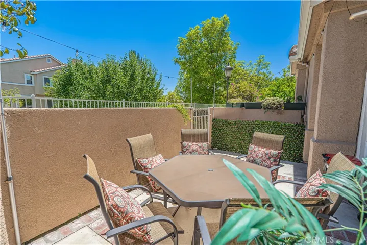 25708 Holiday Circle B, Stevenson Ranch, California 91381