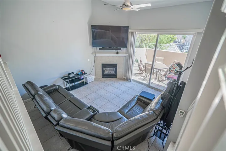 25708 Holiday Circle B, Stevenson Ranch, California 91381