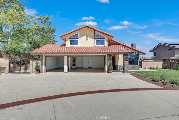 Front View w/Garage Doors Opened