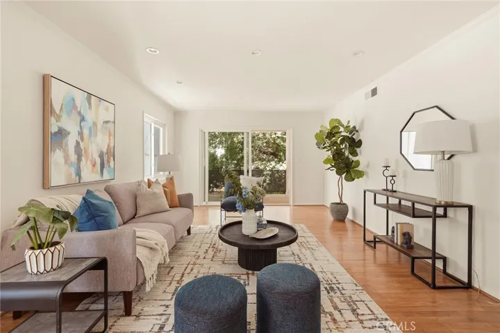 1231 N Columbus, Glendale, California 91202