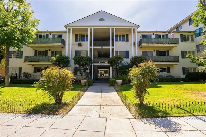 1231 N Columbus, Glendale, California 91202