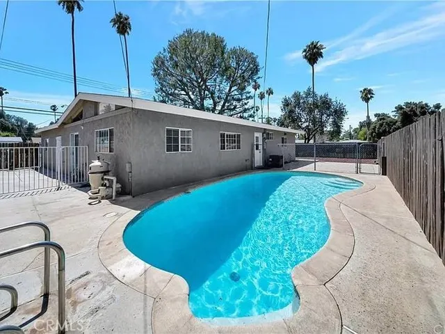 3561 Jefferson Street, Riverside, California 92504