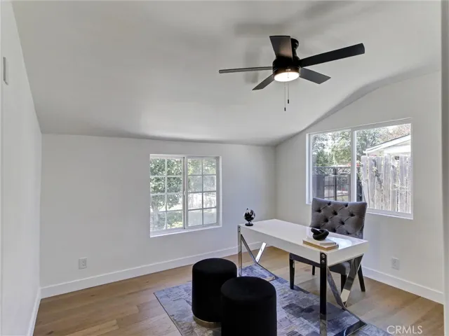 Main House Office/5th Bedroom