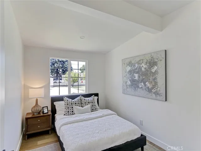 Adu Bedroom 2
